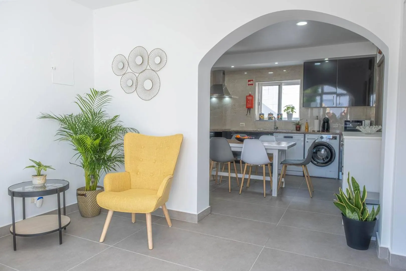 Alvor Lemon House Hotell 0*,  Portugal